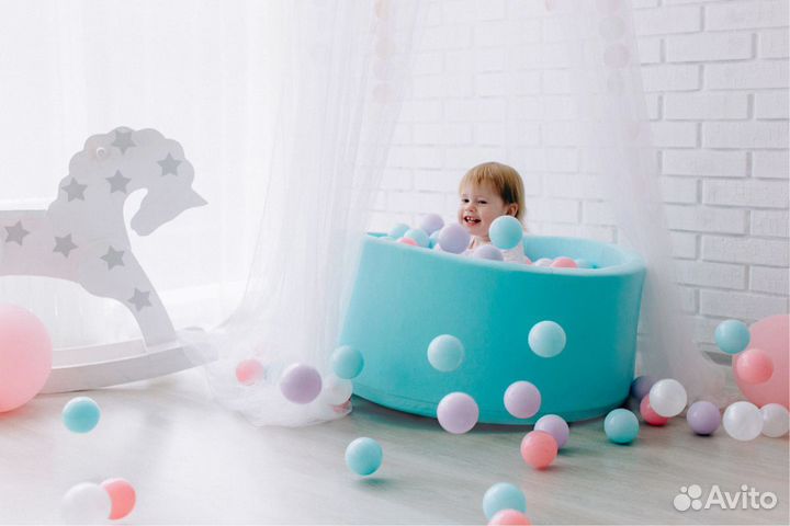 Сухой бассейн с шариками