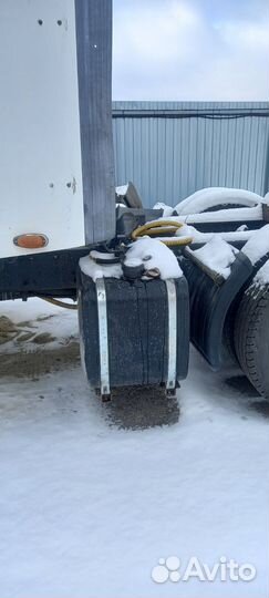 Freightliner Century с полуприцепом, 2000