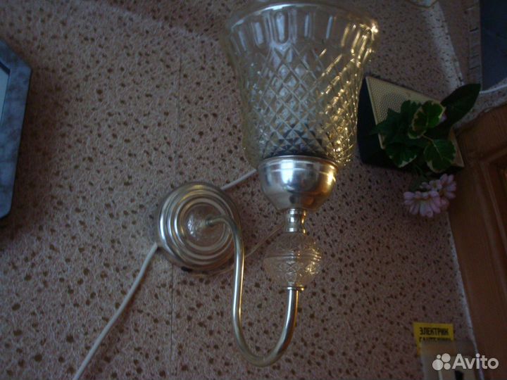 Светильник настенный