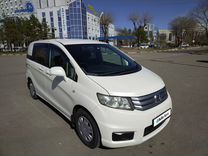 Honda Freed 1.5 CVT, 2010, 90 000 км, с пробегом, цена 1 030 000 руб.