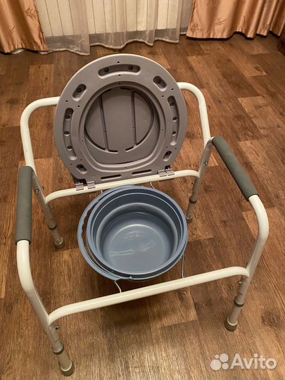 Кресло туалет для инвалидов и пожилых людей