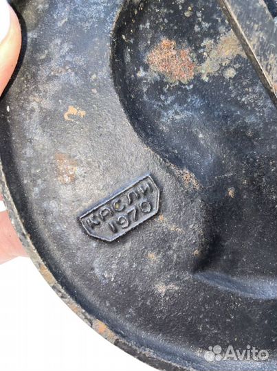 Настольная медаль