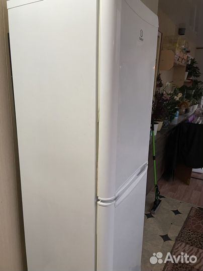 Холодильник бу