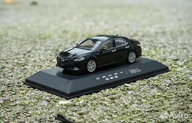 1:43 Toyota Camry 2018 чёрный
