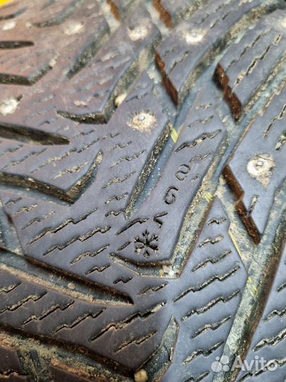 Nokian Tyres Hakkapeliitta 8 235/45 R18