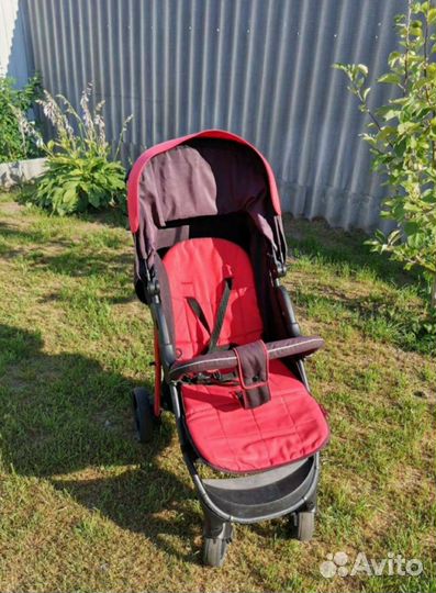Прогулочная коляска