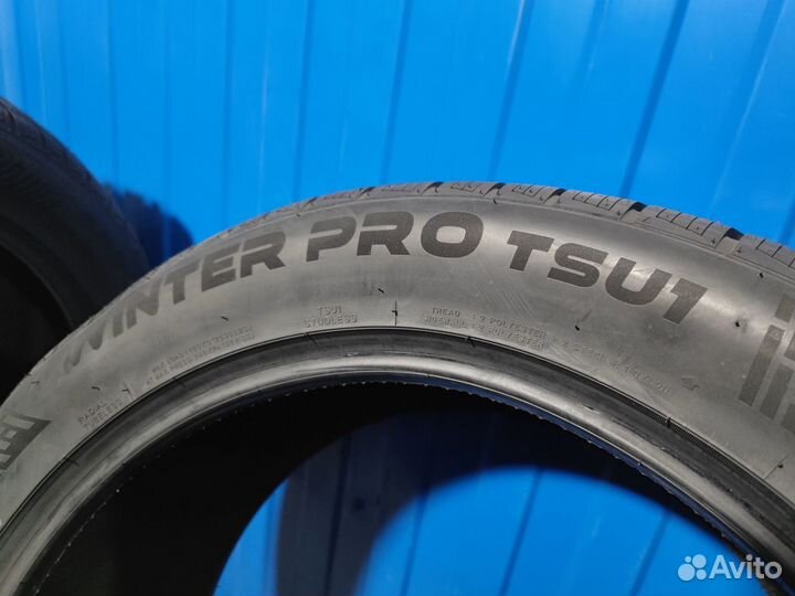 Tourador Winter Pro TSU1 285/45 R21