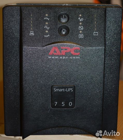 Блок бесперебойного питания APC Smart-UPS 750VA