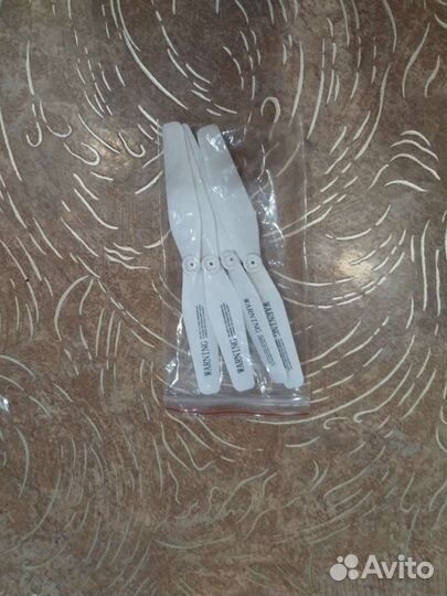 Квадрокоптер zuma