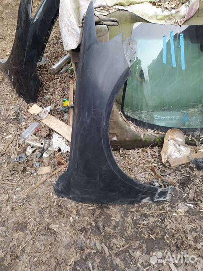 Передняя правая крыло Volkswagen Touareg 02-07