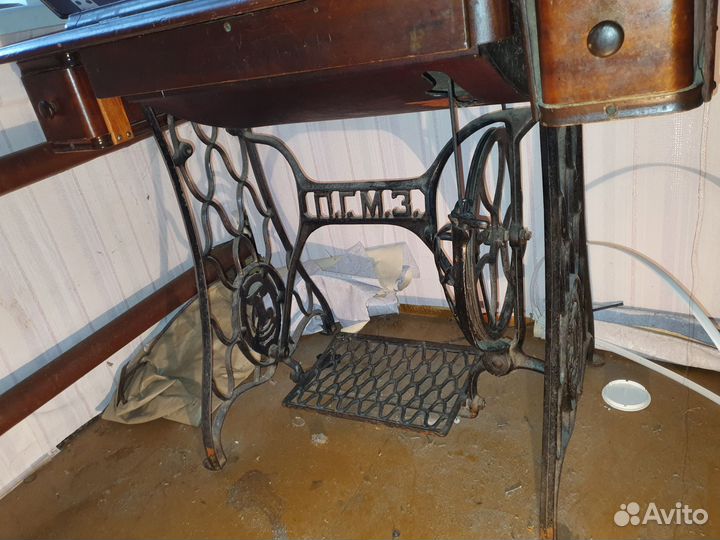 Госшвеймашина швейная машинка