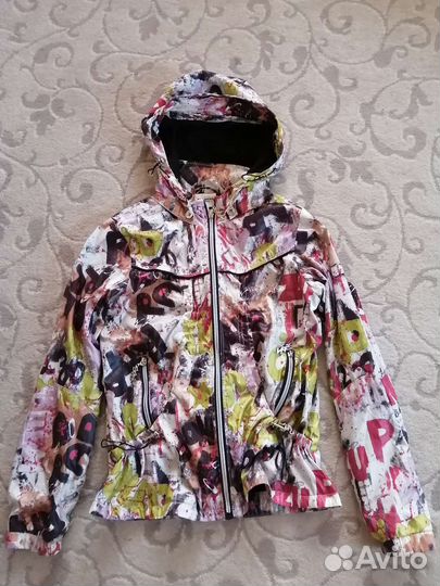 Ветровка для девочки 146р