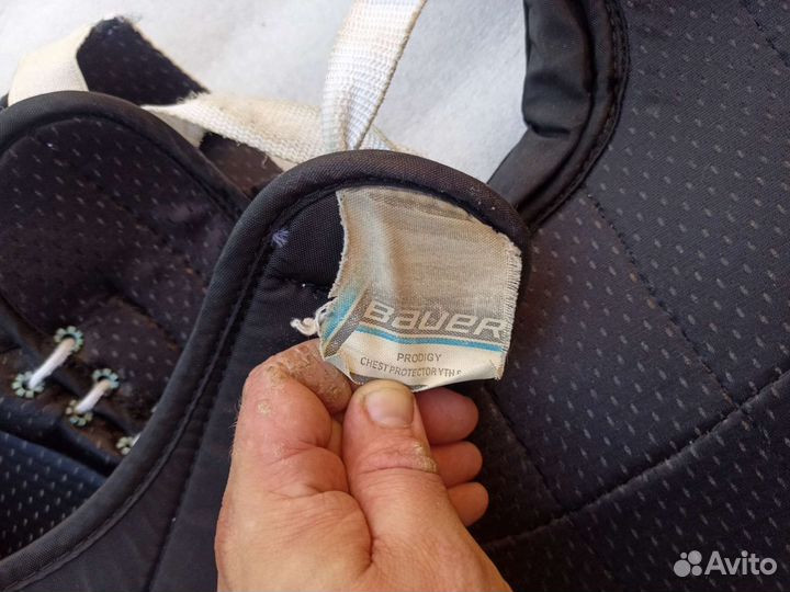 Вратарский нагрудник bauer YTH