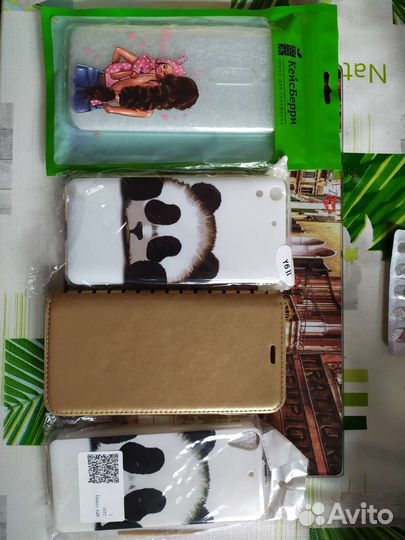 Чехол на телефон