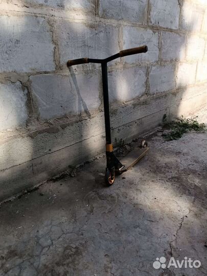 Трюковой самокат