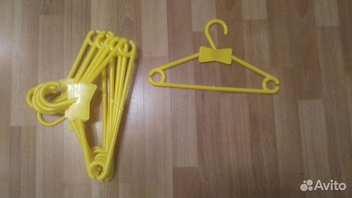 Вешалка для детцкой одежды