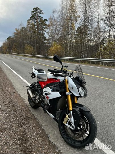 BMW s1000r