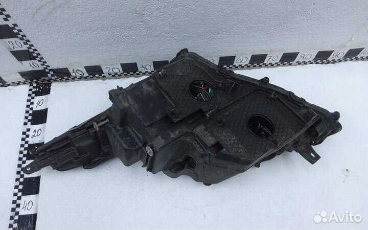 Фара правая Lexus RX200t/RX300/RX350/RX350L/RX450h