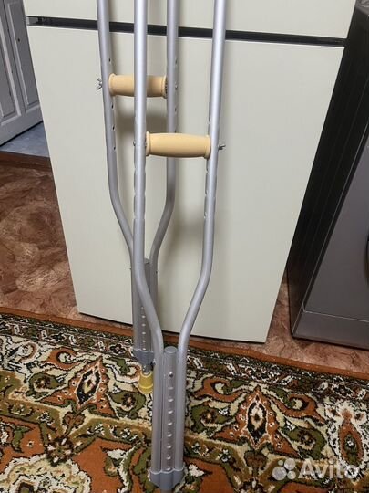 Костыли подмышечные