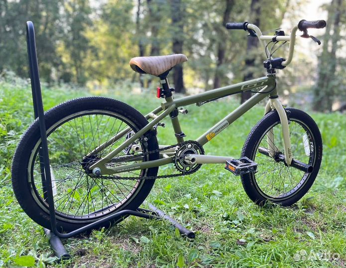 BMX GT Performer 20 (Cr-Mo 4130/Tektro)