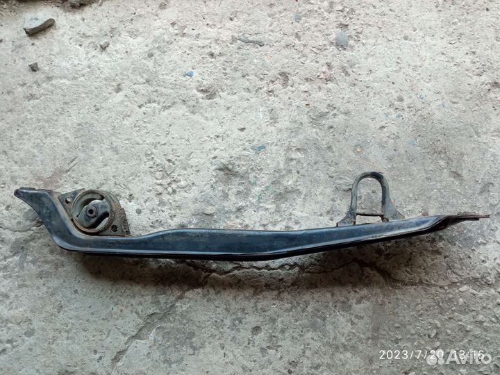 Балка продольная Nissan primera p10