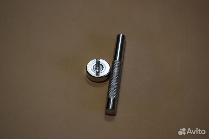 Матрица для установки кнопок, хольнитенов, люверс