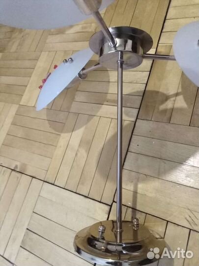 Люстра потолочная трёхрожковая