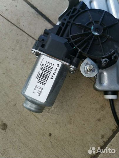 Стеклоподъемник задний правый Solaris 1 Rio 3