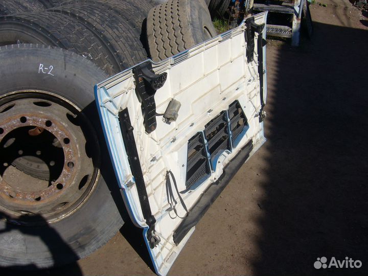 Капот Renault Premium 2