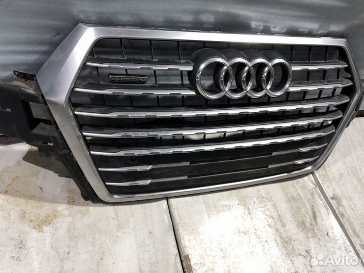Решетка радиатора Audi A7