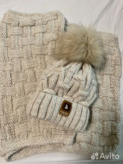 Комплект шапка и снуд женский