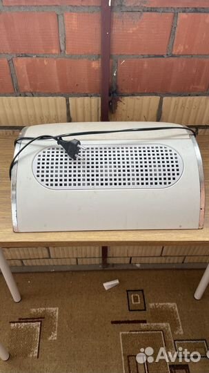 Вытяжка для маникюра