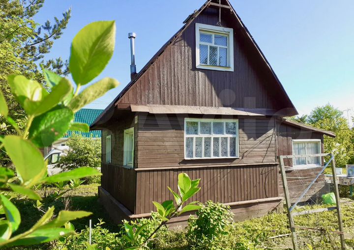 Дача 20 м² на участке 6 сот.