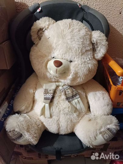 Плюшевый медведь