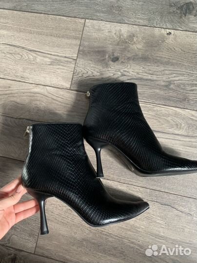 Ботильоны новые stradivarius