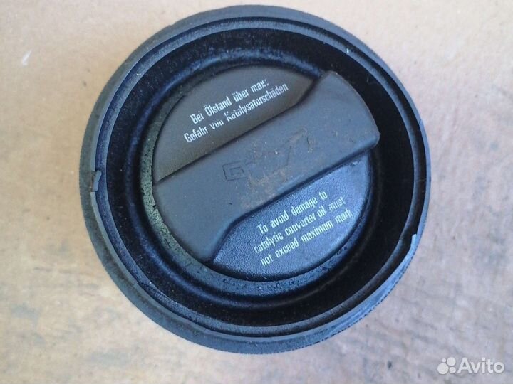 Маслозаливная Крышка горловина VAG 038115301b