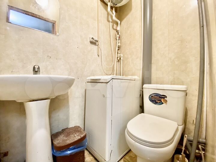 Комната 30 м² в 1-к., 1/2 эт.