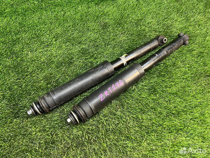 Амортизатор подвески 65 т. км задний Toyota