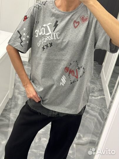 Moschino футболка 42it