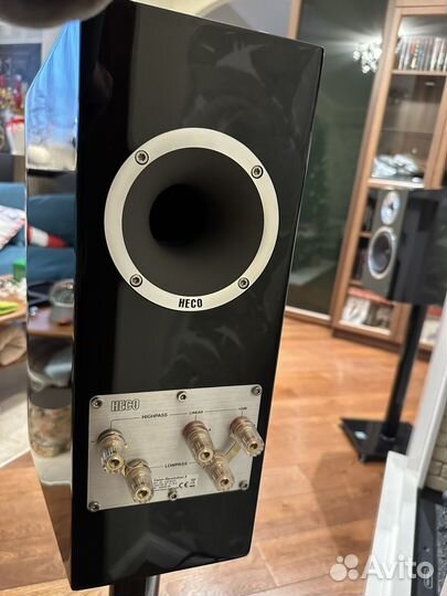 Колонки Heco celan revolution 3 + стойки