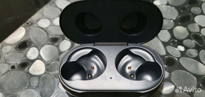 Кейс для наушников Samsung