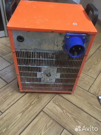 Тепловвя пушка тепломаш 6 kw