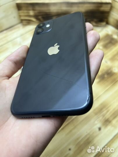 iPhone 11, 256 ГБ