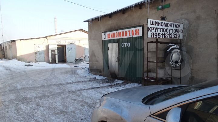 Гараж, > 30 м²