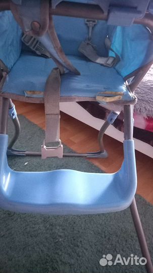 Детский складной стульчик для кормления