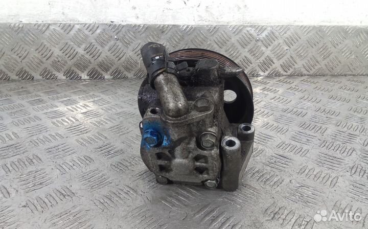 Насос гидроусилителя руля Land Rover Freelander 2