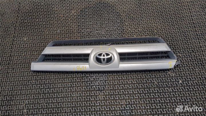 Решетка радиатора Toyota Sienna 3, 2013