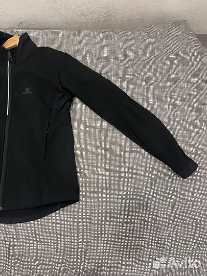 Salomon беговая куртка
