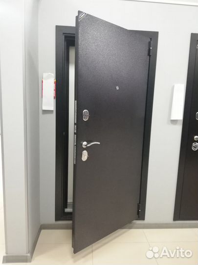 Дверь входная