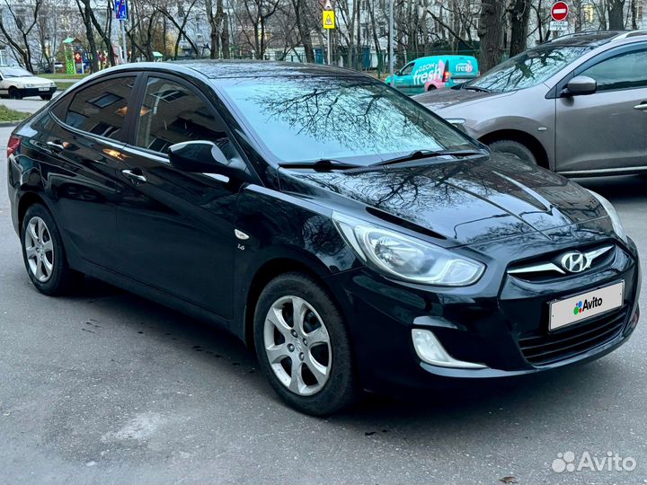 Hyundai Solaris 1.6 AT, 2011, 128 500 км